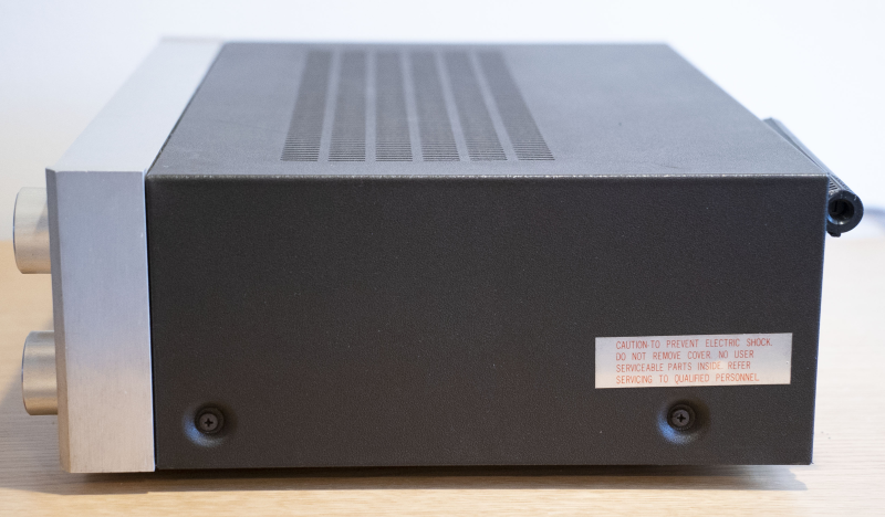 Harman Kardon HK340 AM/FM Solid State Receiver (1979) Harman Kardon HK340 AM/FM Solid State Receiver (1979) - Bild 3 av 5