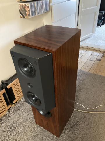 KEF 104/2