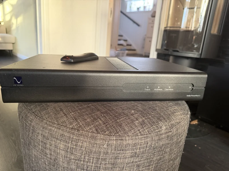 PS audio Stellar PowerPlant 3 - Bild 1 av 2