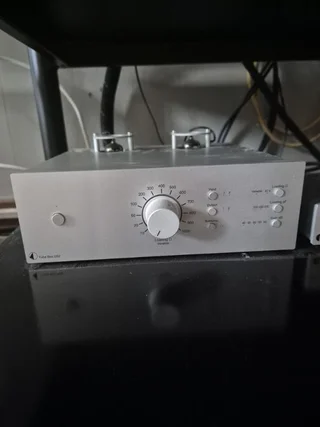 Pro-Ject Tube Box DS2 och Accu Box S2