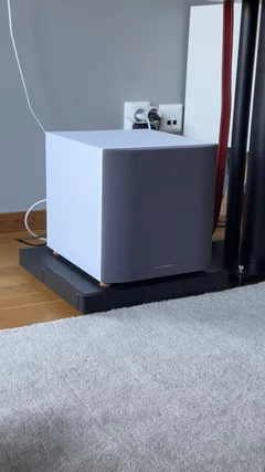 Bowers & Wilkins ASW608