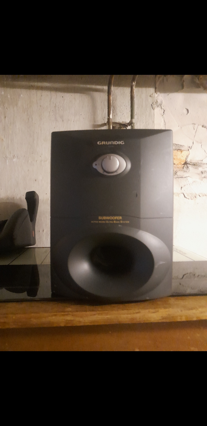 Liten subwoofer