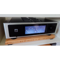 Försteg/streamer/dac NAD M66.