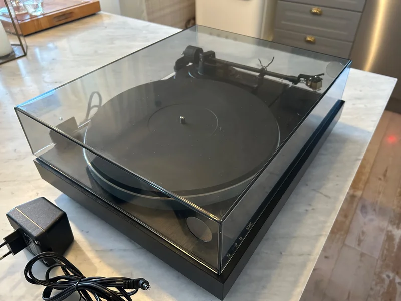 Skivspelare Thorens TD318 MKII - Bild 1 av 5