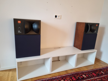 JBL 4425