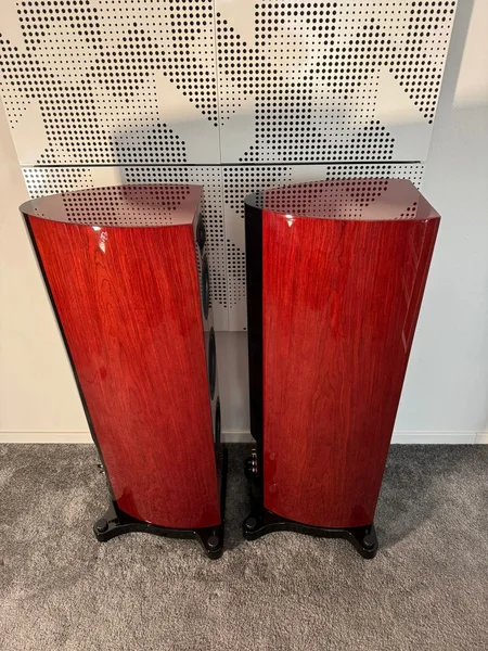 Gauder Akustik Elargo 200 &ndash; Premium High-End Floorstanding Speakers (Wine Finish) - Billede 3 af 14