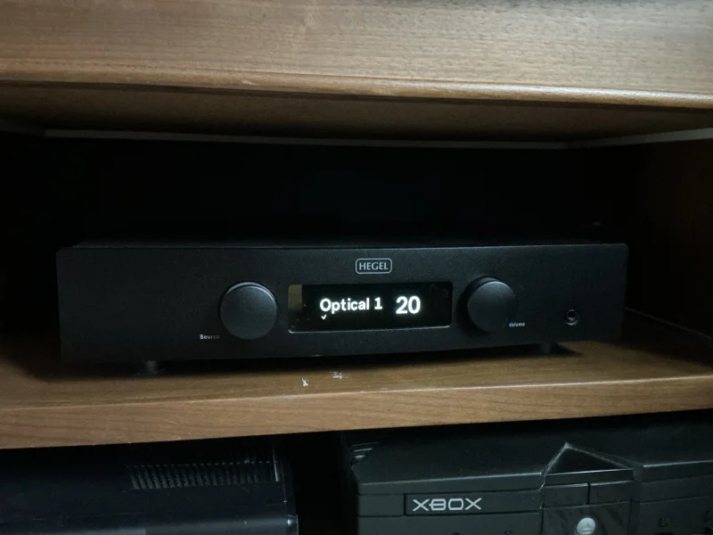 Dali Rubicon 2 maroon och Hegel H120  - Bild 5 av 6