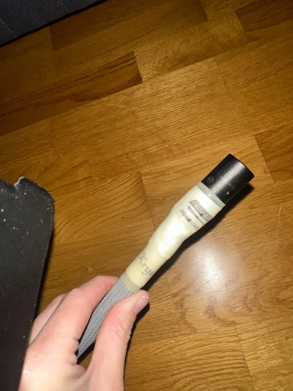 M&auml;ngder av blandade hifi tillbeh&ouml;r  - Bild 17 av 24