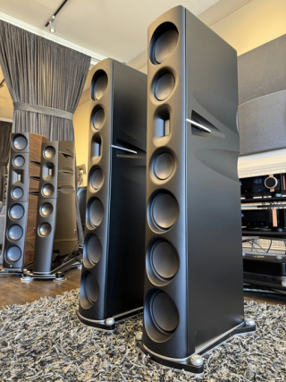 Z5 Cryo - Black Satin Finish - Customer Trade In!!! - 12 Months used Financing Available!!! BTC Now 