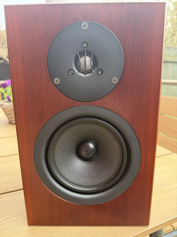 Linn Tukan inklusive stativ - Bild 4 av 8