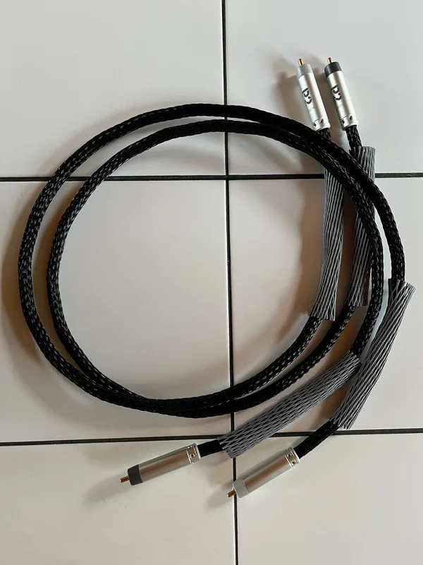 Ansuz P2 RCA - Bild 1 av 2