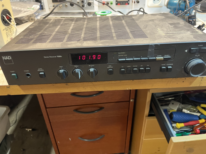 Nad 7020 receiver ,trasig