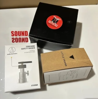 Tonarmslyft, olika modeller. Tonarmslyft, olika modeller.