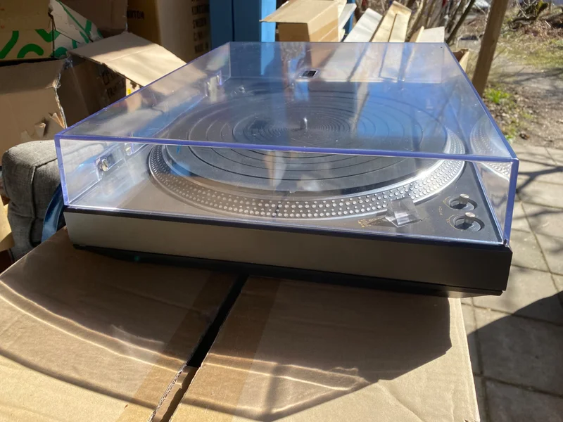 Technics SL-1510 Technics SL-1510 - Kuva 5 / 6