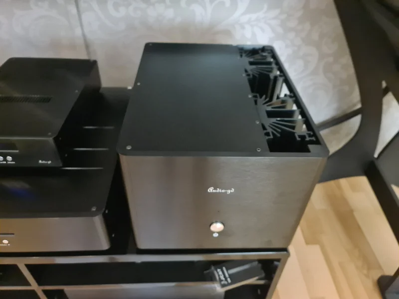Audio-GD Master 2H (Monoblock) Audio-GD Master 2H (Monoblock) - Bild 1 av 2
