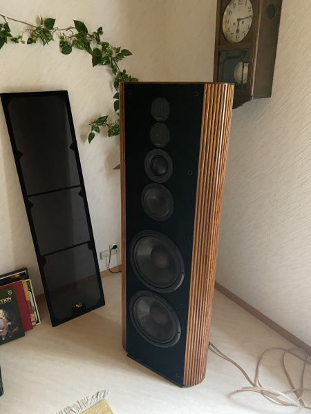 Infinity Kappa 9 - Bild 1 av 1