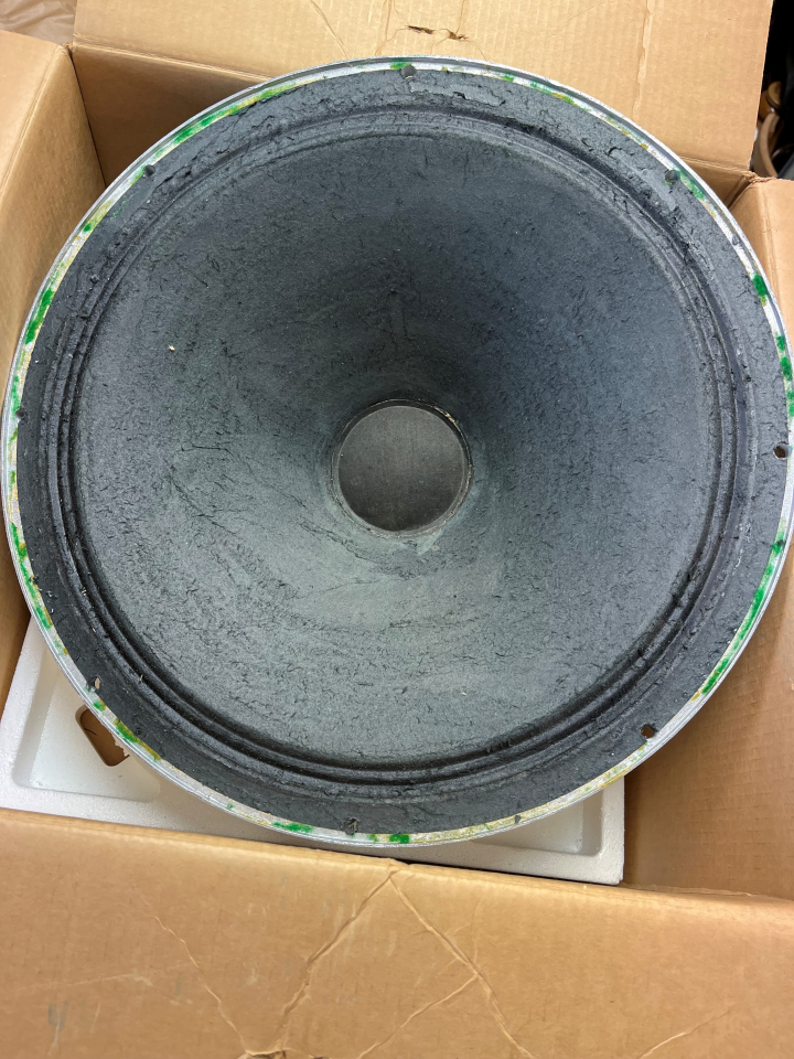 Fane 18" - trasig element