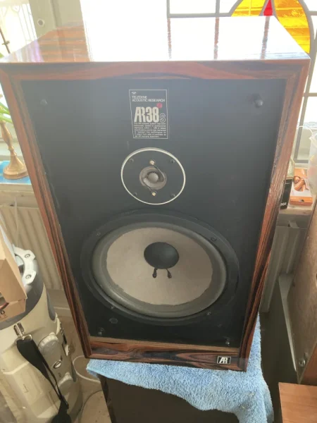 Acoustic research AR 38 1 par högtalare Acoustic research AR 38 1 par högtalare - Bild 1 av 2