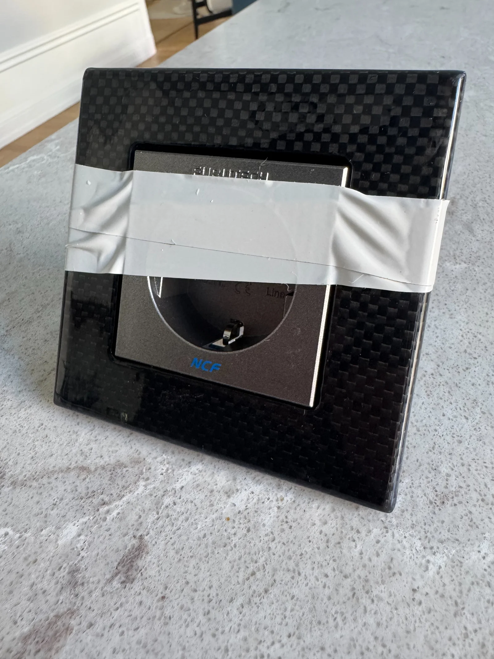 Enkelt El-luttag Furutech FT-SWS NCF - Rodium