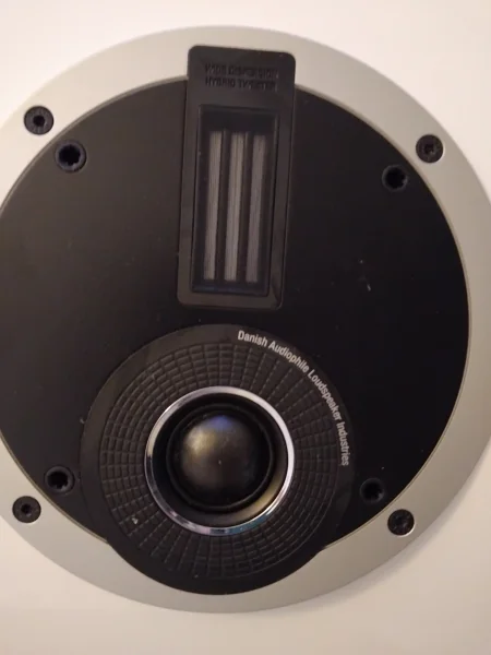 Center Dali LCR vit nyskick Center Dali LCR vit nyskick - Bild 3 av 4