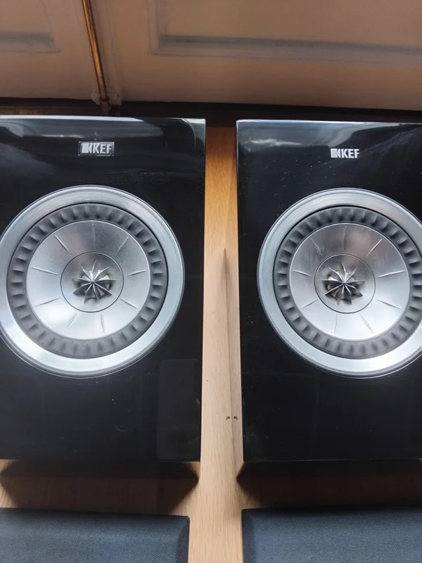 Atmos högtalare kef R50 svarta Atmos högtalare kef R50 svarta - Bild 2 av 4