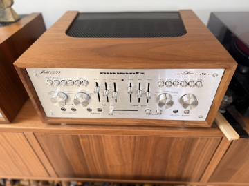 Marantz Model 1250, Integrerad förstärkare + Radiodel, Model 150 m. oscilloskop (WC22) 1977-1979