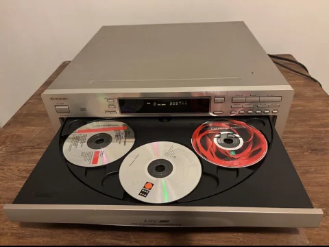 Onkyo DX-C370 cd växlare för 6 skivor