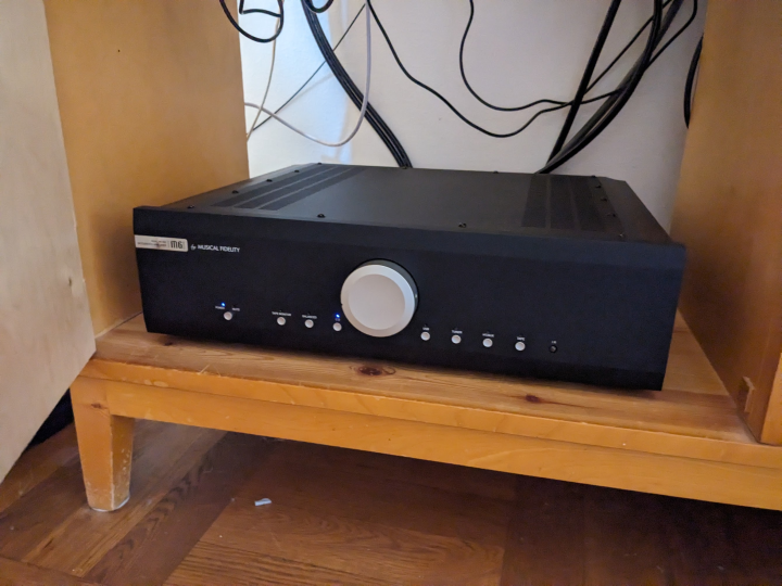 Musical Fidelity M6i