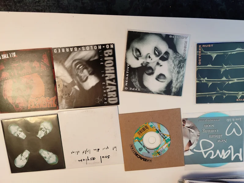 Vinylskivor s&auml;ljes i v&auml;ldigt gott skick - Bild 29 av 37