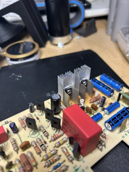 Accuphase E-202 - Kuva 6 / 6