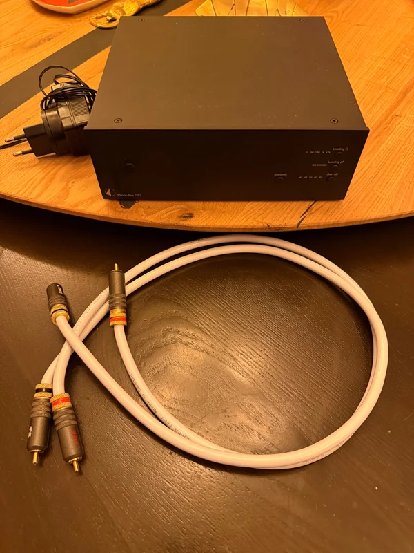 Pro-Ject phono box DS2 Black - Image 1 of 3