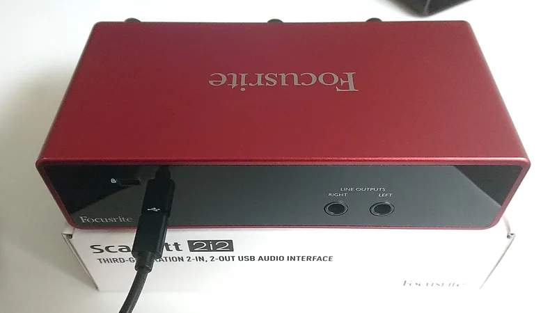 Focusrite Scarlett 2i2 3rd gen. Bra ADC/DAC för digitalisering av ...