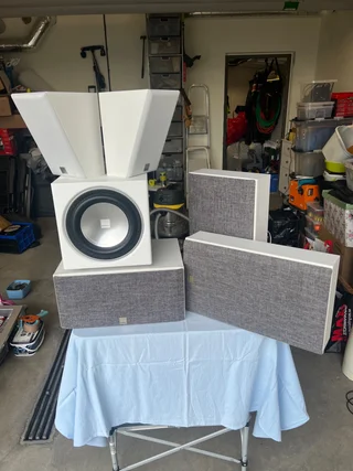Dali Opticon LCR MK2, Dali Sub E-9 F, Dali Alteco C-1 och Denon AVC-S670H 5.1 f&ouml;rst&auml;rkare