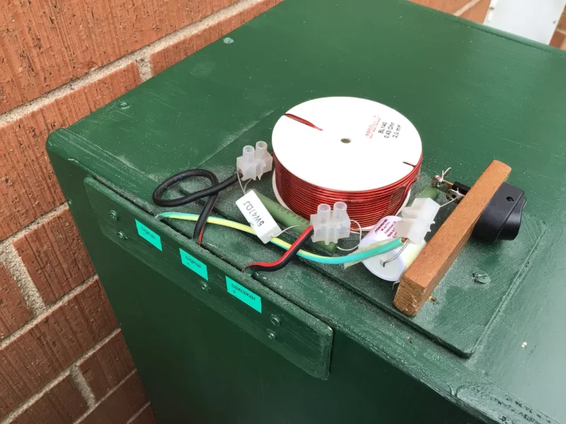 Bredbandsh&ouml;gtalare - Bild 3 av 4