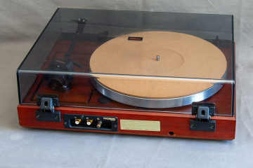 Thorens TD2001