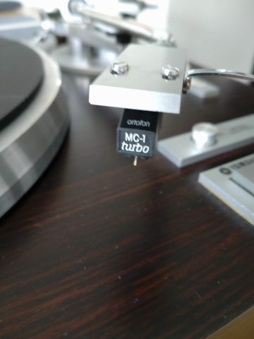 Yamaha YP-D8