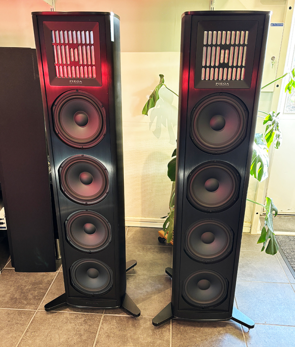 Piega 811 - Bild 1 av 5