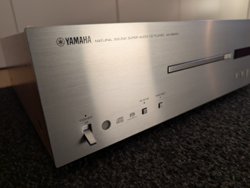 YAMAHA CD-S2000