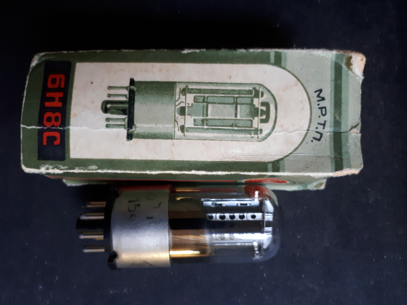 Ett nos Melz 6n8s/6sn7 metalbase black holeplates säljes. Ett nos Melz 6n8s/6sn7 metalbase black holeplates säljes. - Bild 2 av 2