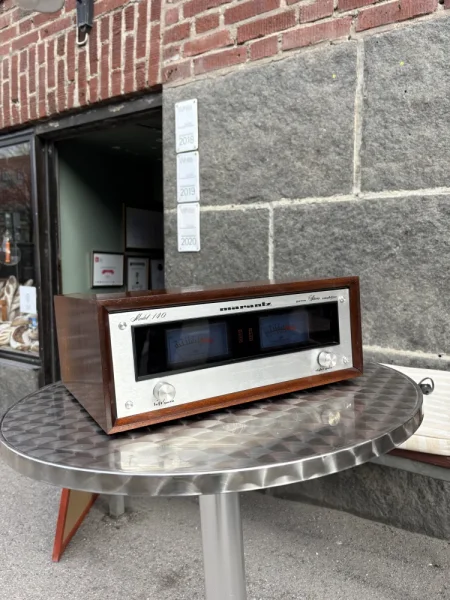 Marantz model 140 Tr&auml;chassi  - Bild 1 av 4