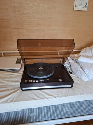 Thorens TD 126 MK ll UTAN ARM  svart