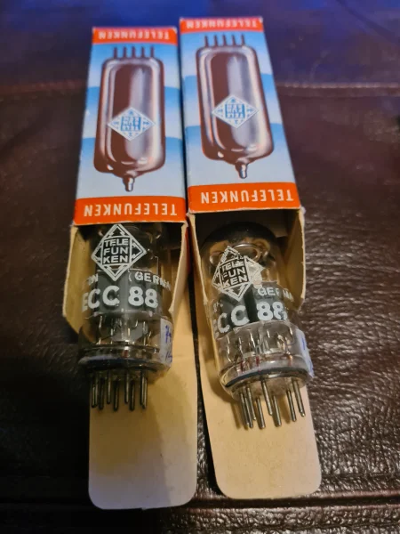 ECC88 Telefunken - Bild 1 av 1