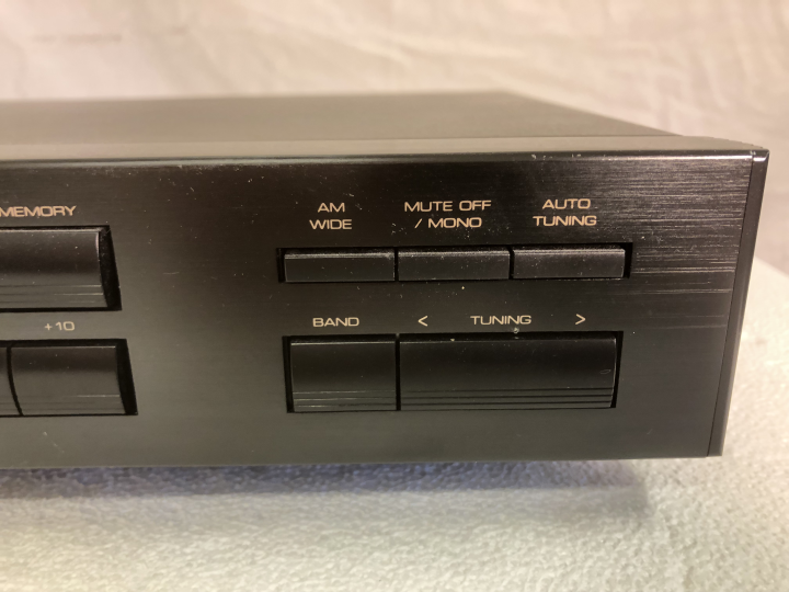 Rotel RT-950BX AM/FM tuner