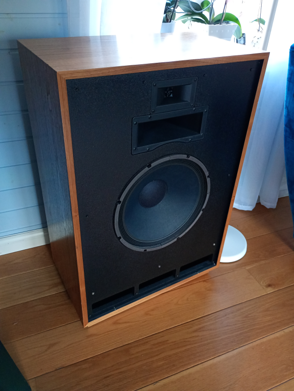 Klipsch Cornwall 3 walnut Klipsch Cornwall 3 walnut - Bild 3 av 5