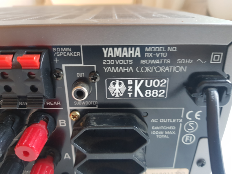 YAMAHA RX-V10 Receiver - Bild 7 av 11