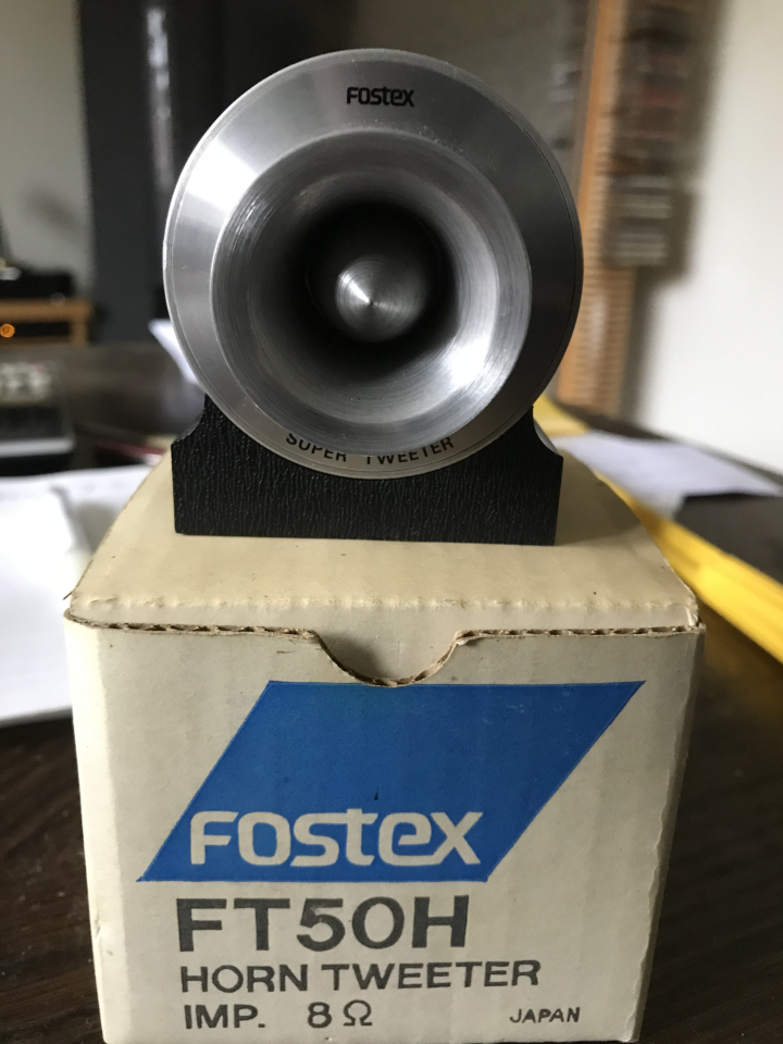 1 st. Fostex FT50H