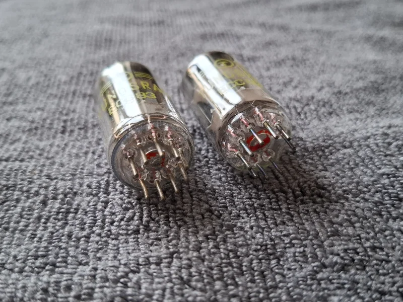 Tungsram UNGERN ECC83 (12AX7) 1976 NOS/NIB - Bild 4 av 8