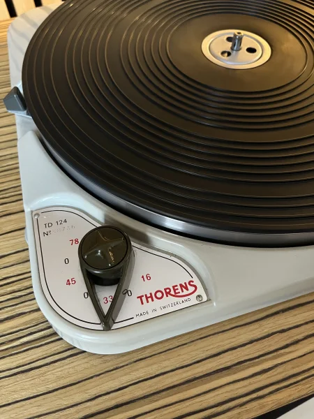 Thorens TD-124 - Bild 2 av 6