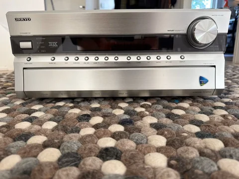 Onkyo TX- NR905, tuung HiFi hemmabioreciever