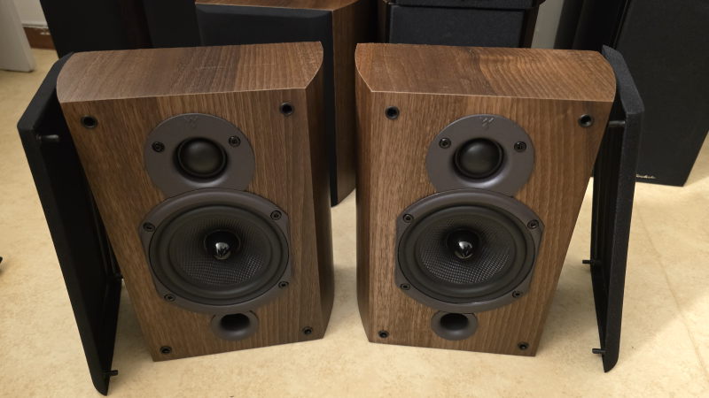 Wharfedale Diamond 9.SR Wharfedale Diamond 9.SR - Bild 1 av 4